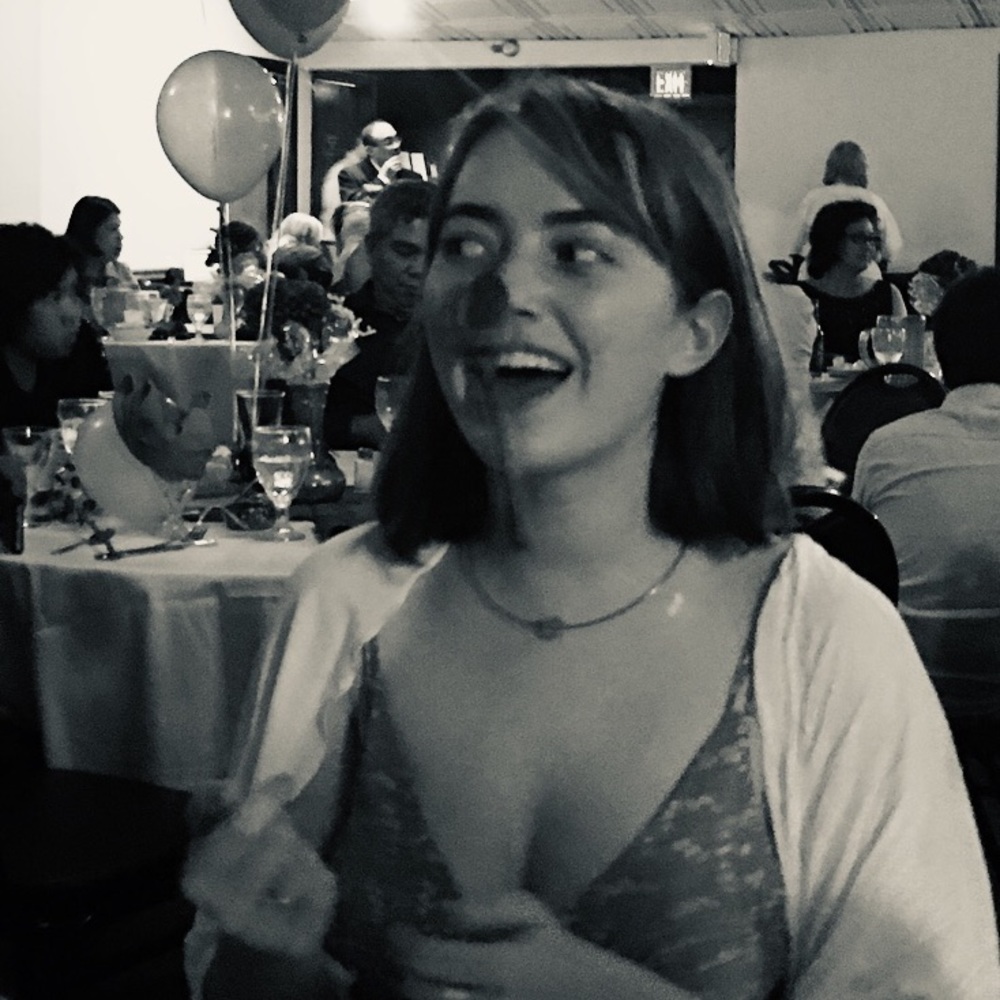Meet your Posher, Ava